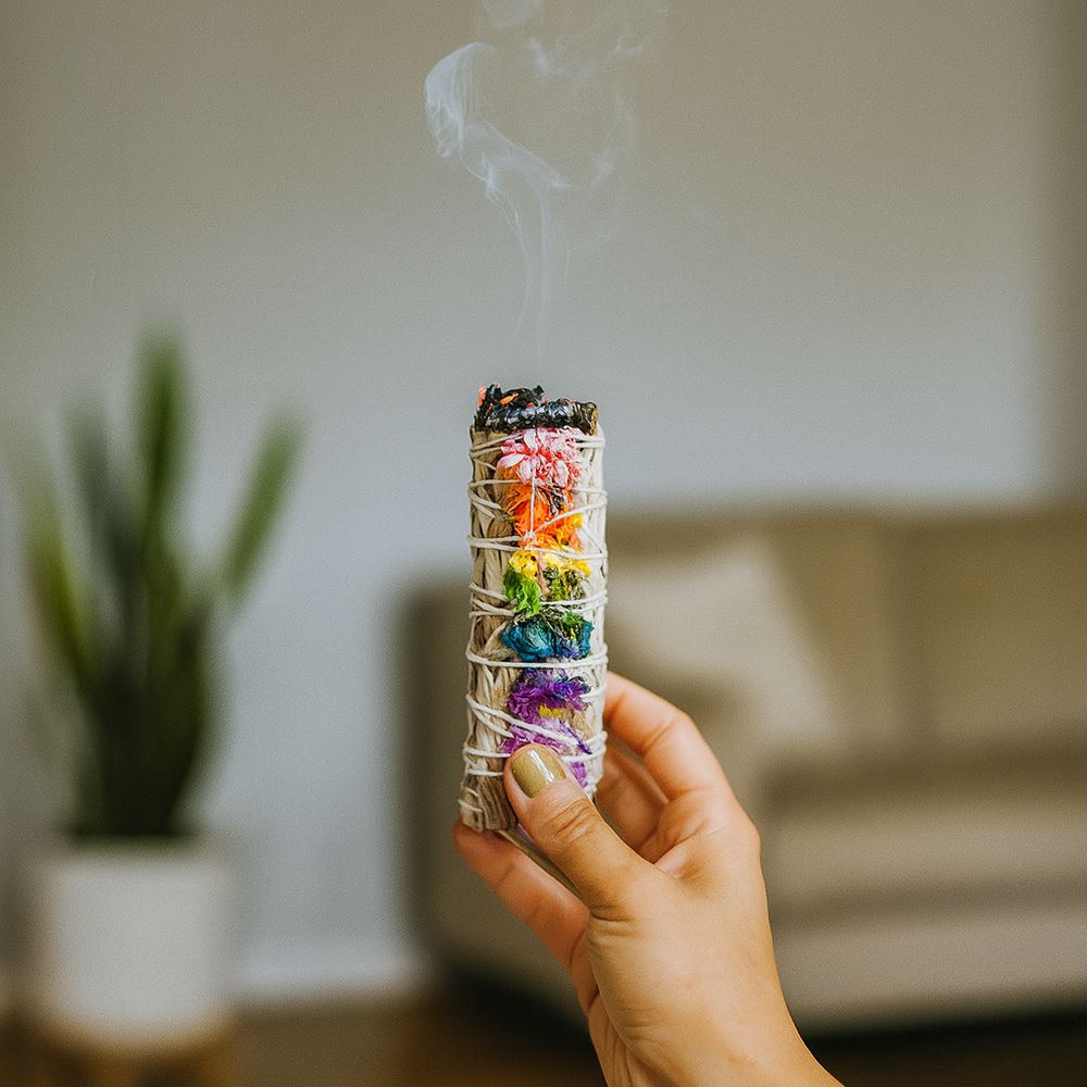 Smudge Stick, White Sage and 7 Chakra Flowers 4"