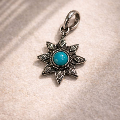 Silver-Plated Pendant (without Chain) (#04), 1.5x1.5cm