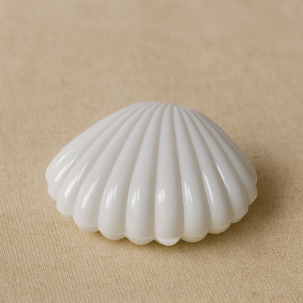 Clam Shell Ornament Box, 9x7x4cm