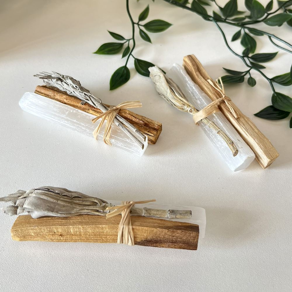 Mini Smudge Cluster, White Sage with Palo Santo and Selenite 4"