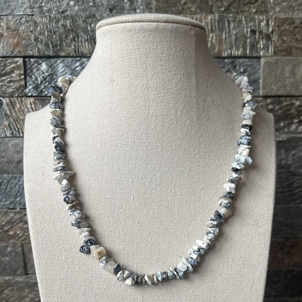 Gemstone Chips Necklace
