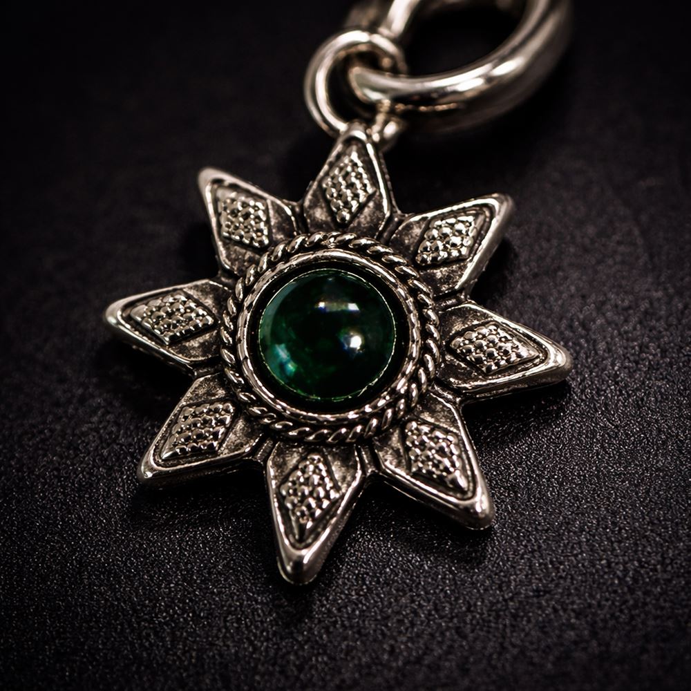 Silver-Plated Pendant (without Chain) (#04), 1.5x1.5cm