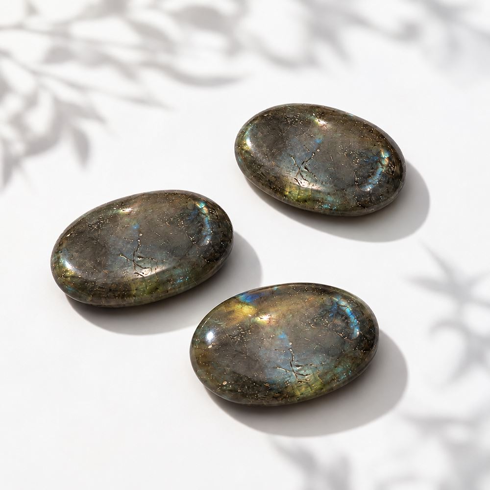 Worry Thumb Stone, Labradorite
