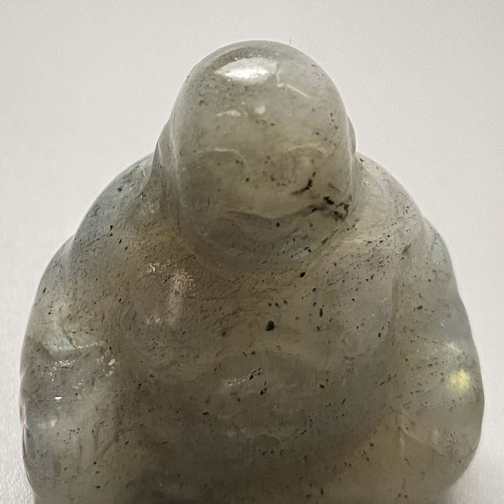 Gemstone Buddha, 2.5x2.5x1cm, Labradorite