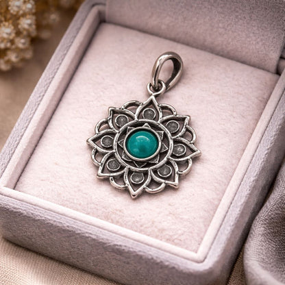 Silver-Plated Pendant (without Chain) (#08), 2x2cm