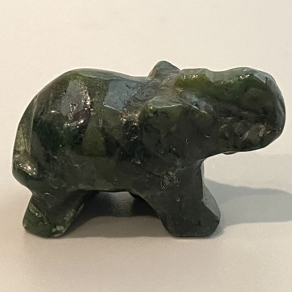 Gemstone Elephant, 2.5x1.5x1cm